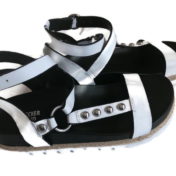 Bleeker & Bond Sandals - Picture 5 of 6